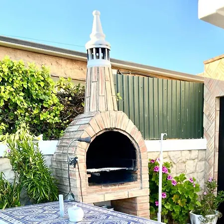 Vivenda Silvestre Family House וילה *