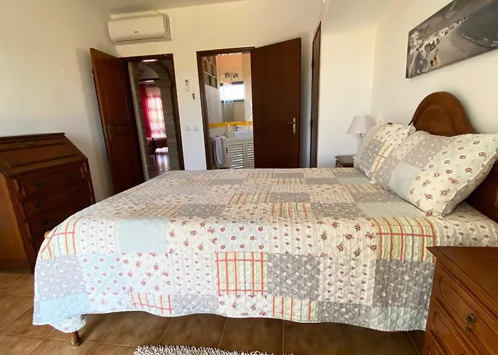 Villa Vivenda Silvestre Family House