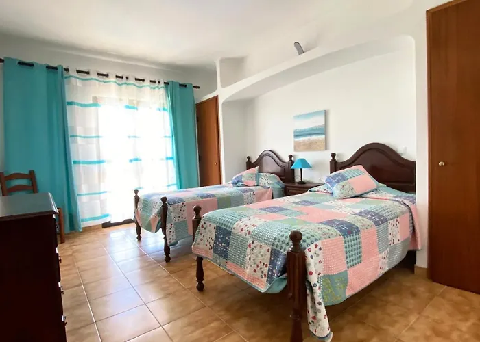 Vivenda Silvestre Family House Albufeira